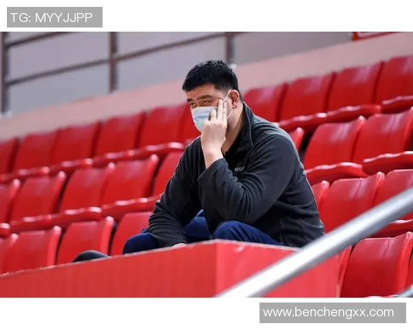 姚明加盟鲨鱼队的传奇之旅与篮球梦想的交汇点