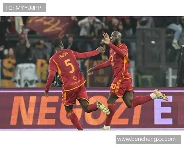 欧联杯激战回顾利物浦逆转那不勒斯全场沸腾的瞬间与赛后分析