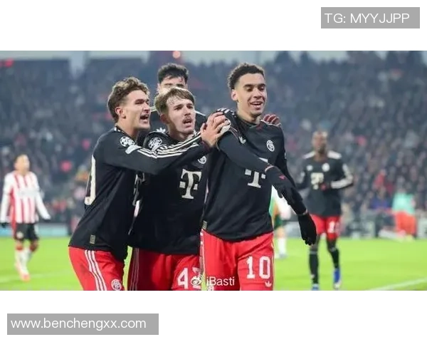 欧冠焦点战拜仁大胜波尔图争议判罚引发全场热议 欧冠焦点战拜仁大胜波尔图争议判罚引发全场热议